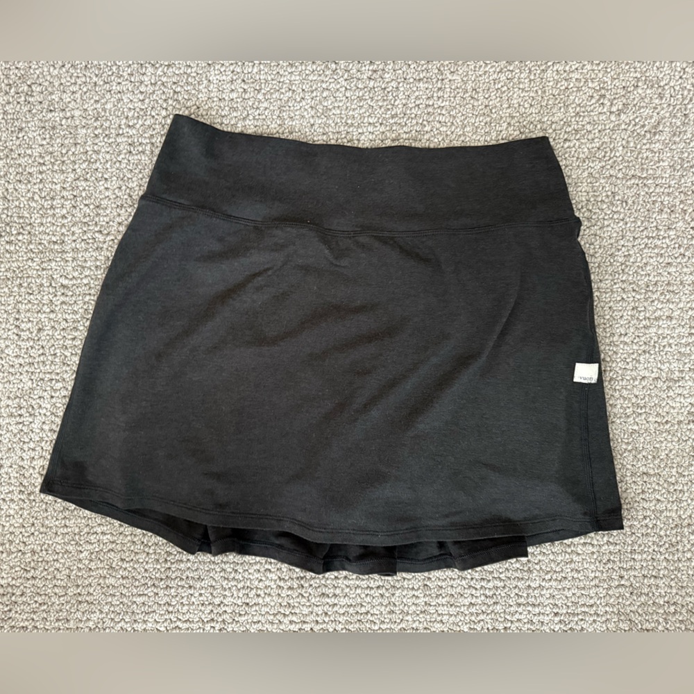 Vuori Skort - Heathered Black